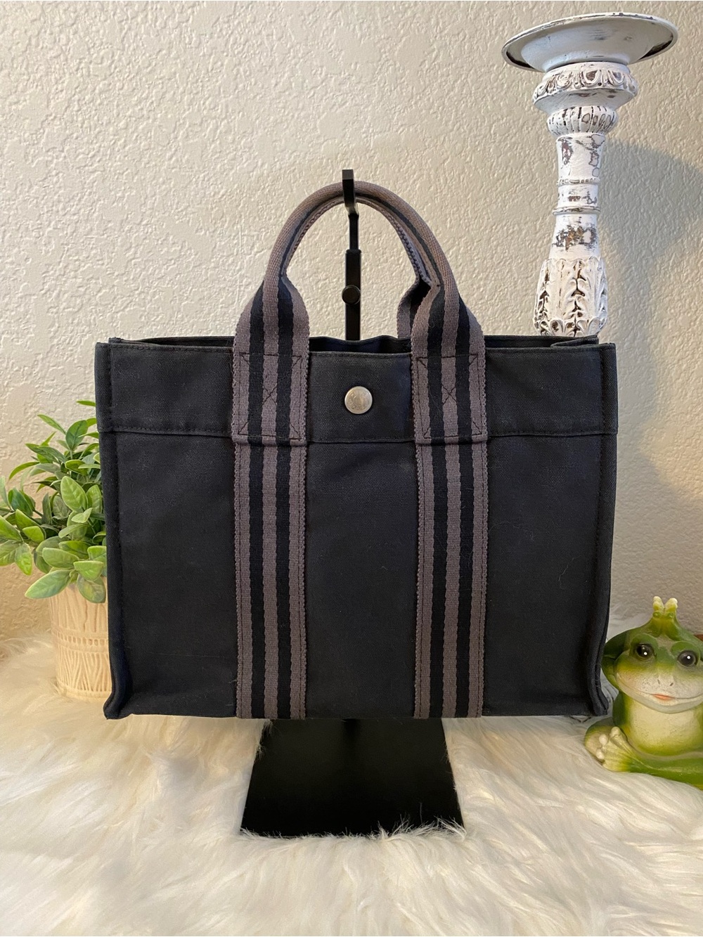 HERMÈS Fourre Tout Black Tote Bag with Double Gray striped Handles